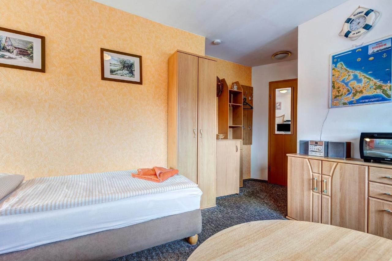Haus Rehwiese Benz  Buitenkant foto